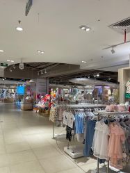 -孩子王(静安大融城店)