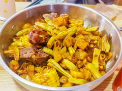 -内蒙焖面大盆骨餐馆(山大路店)