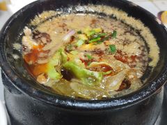 -李记特色罐罐米线(重庆中环大厦店)
