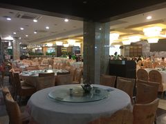大堂-椿记烧鹅(叠彩店)