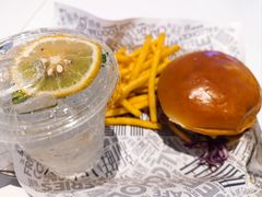 -TRIPS BURGER(大钟寺店)