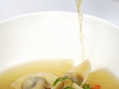 -AZUR聚(香格里拉饭店)