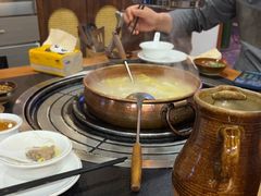 -阿山卓·野生菌火锅·纳西火塘烤肉