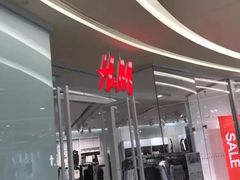 -H&M(华润万象城店)