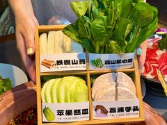 -三只耳冷锅鱼火锅(玉林店)
