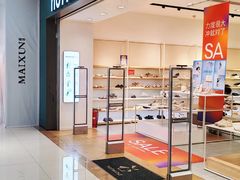 -hotwind热风(中贸广场店)