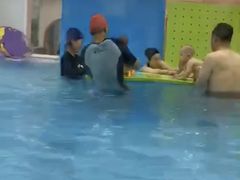 -龙格亲子游泳·水育早教运动中心(龙湾天街店)