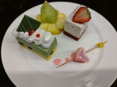 -朗丽兹自助餐厅