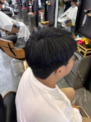 -藤野造型烫染·漂发