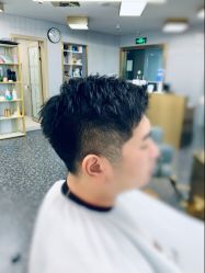 -即型男士理发工作室