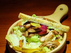 鸡肉凯撒沙拉-鹿萤季·营地小馆(皇后公园店)