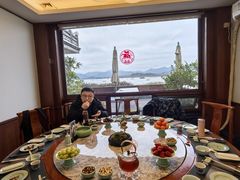 -湖畔居茶楼(湖滨店)
