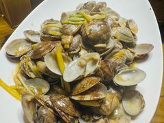 -黄泥岗·地道湖北菜(奥特莱斯店)