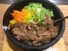 黑椒肥牛石锅拌饭-新石器烤肉(长宁龙之梦店)