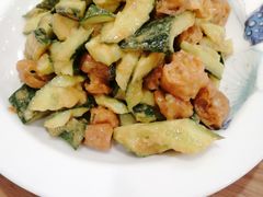 老油条拌黄瓜-春水锅贴·传统鲁菜(大明湖店)