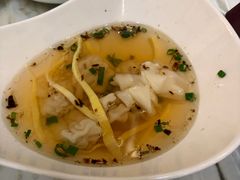 -浅深(世茂滨江精品店)
