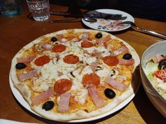 -JINNS锦时 steak&pizza(浸信会礼拜堂旧址店)