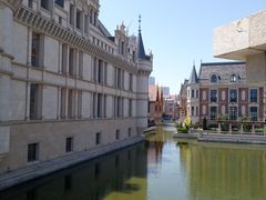 -东港音乐喷泉广场