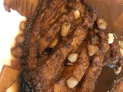 偏口-巢香扣肉馆