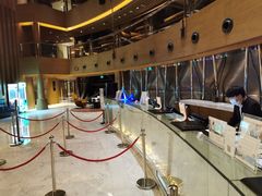 -上海滴水湖皇冠假日酒店