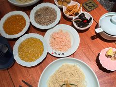 -裕兴记•蟹黄面馆(人民广场店)