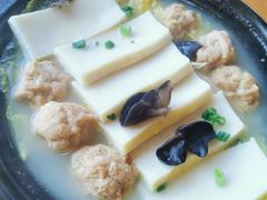 -莲餐厅·湖北菜·潜江小龙虾店(愚园路店)
