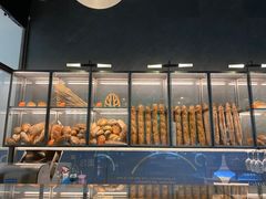 面包甜点陈列柜-老梦面包CHEZMOREL(麦子店)