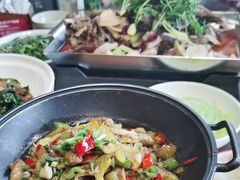 -琥珀老六龙虾(四里河店)