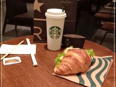 -星巴克臻选(南京艾尚天地店)