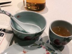 -维园悦谱·海派家常菜(乌鲁木齐南路店)