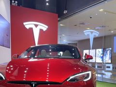 -TESLA 特斯拉(北京颐堤港体验店)