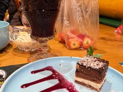 -米德维奇俄式西餐厅(西六道街店)