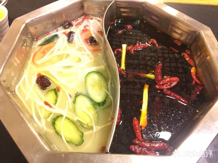 犇犇藤椒牛杂火锅(空港店)图片 - 第105张