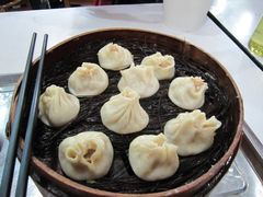 鲜肉汤包-四季美汤包(户部巷店)
