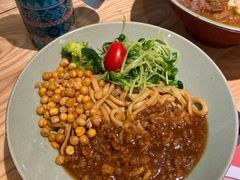 葱酥卤肉干拌面-陳八两面家(滨江天街店)