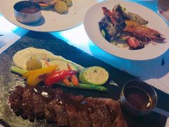 -Bo Lounge & BOA Club