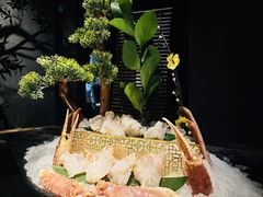 -蟹犇前•帝王蟹雪蟹(陆家嘴店)