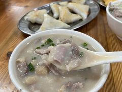 -洲心明记烧肉大粥(总店)