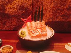 三文鱼腩-山葵家·创意料理(EFC欧美广场店)