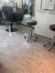 点击看大图 -米娜造型蛋白烫发