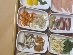-建新园过桥米线(金碧广场店)