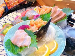 -铭牛烧肉·和牛海鲜自助(高新月牙湖店)