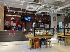 面包甜点陈列柜-熊叔熊婶面包房(团结湖店)