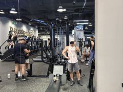 -TMG潮流健身(奥体莲荷里店)