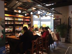 -西西弗书店&矢量咖啡(凯德晶萃广场店)