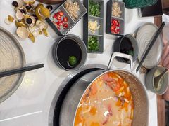 -喃喃椰·糟粕醋·椰子鸡火锅(七堡花园店)