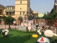 -王府井奥莱临潼小镇(临潼店)