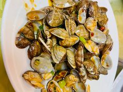 -鑫渔港海鲜本地菜·山海关浑锅(东戴河店)