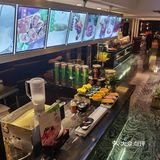 自助餐厅是一个让人吃饱喝足的地方