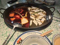 -鸿姐老火锅(疁城新天地店)